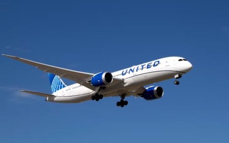 United Airlines Boeing 787 Dreamliner’s Scary Moment: Mayday Call After Engine Failure